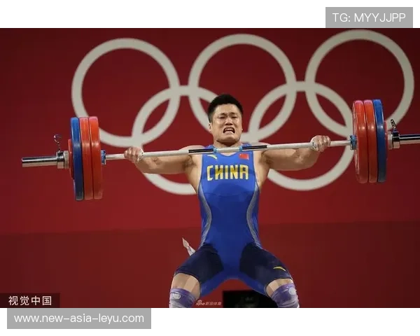 举重吕小军再次成功举起惊人重量:力量与坚持的全景式讲述 举重吕小军再次成功举起惊人重量:力量与坚持的全景式讲述